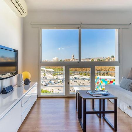 Апартаменты Lu&Cia Malaga Skyline Экстерьер фото
