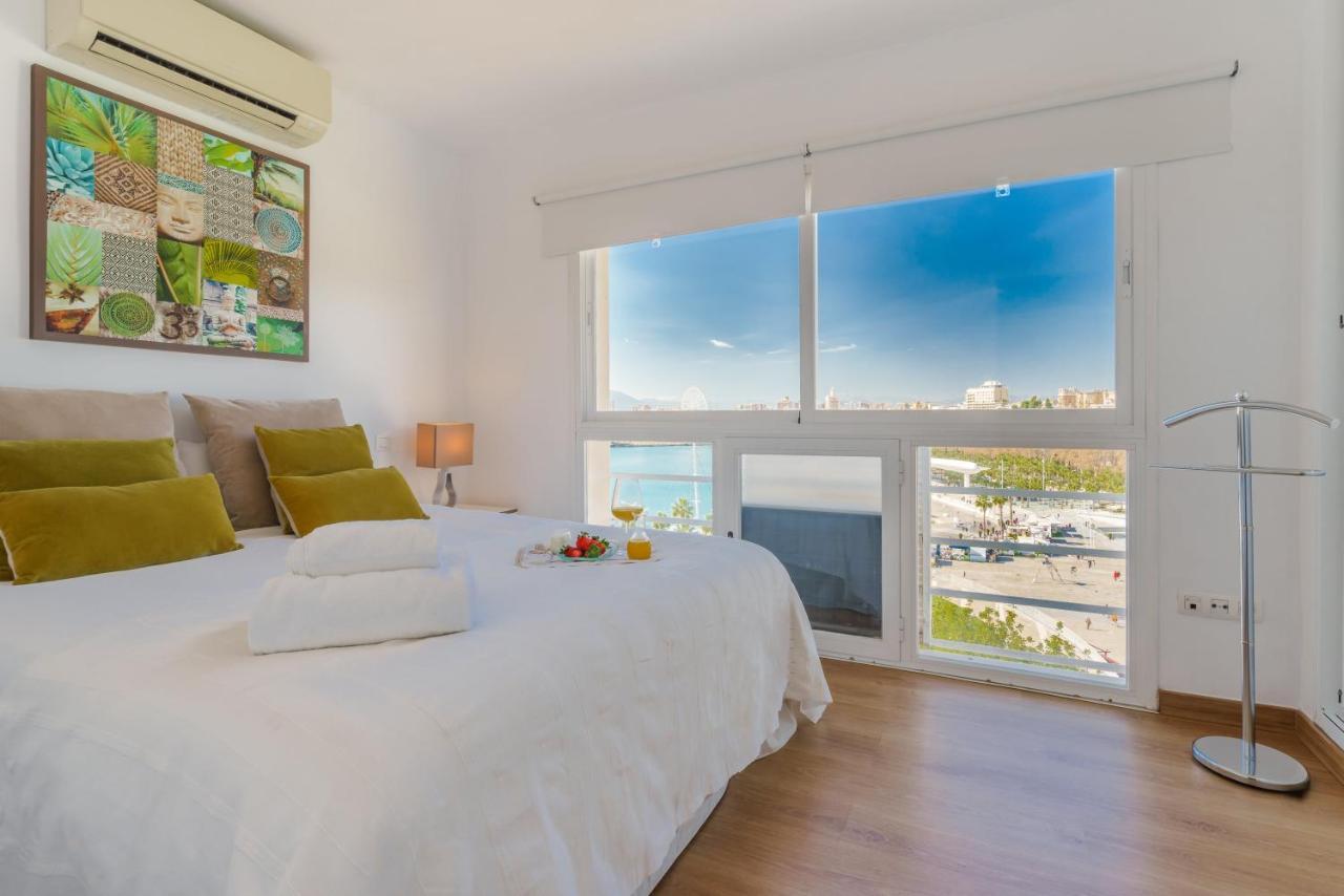 Апартаменты Lu&Cia Malaga Skyline Экстерьер фото