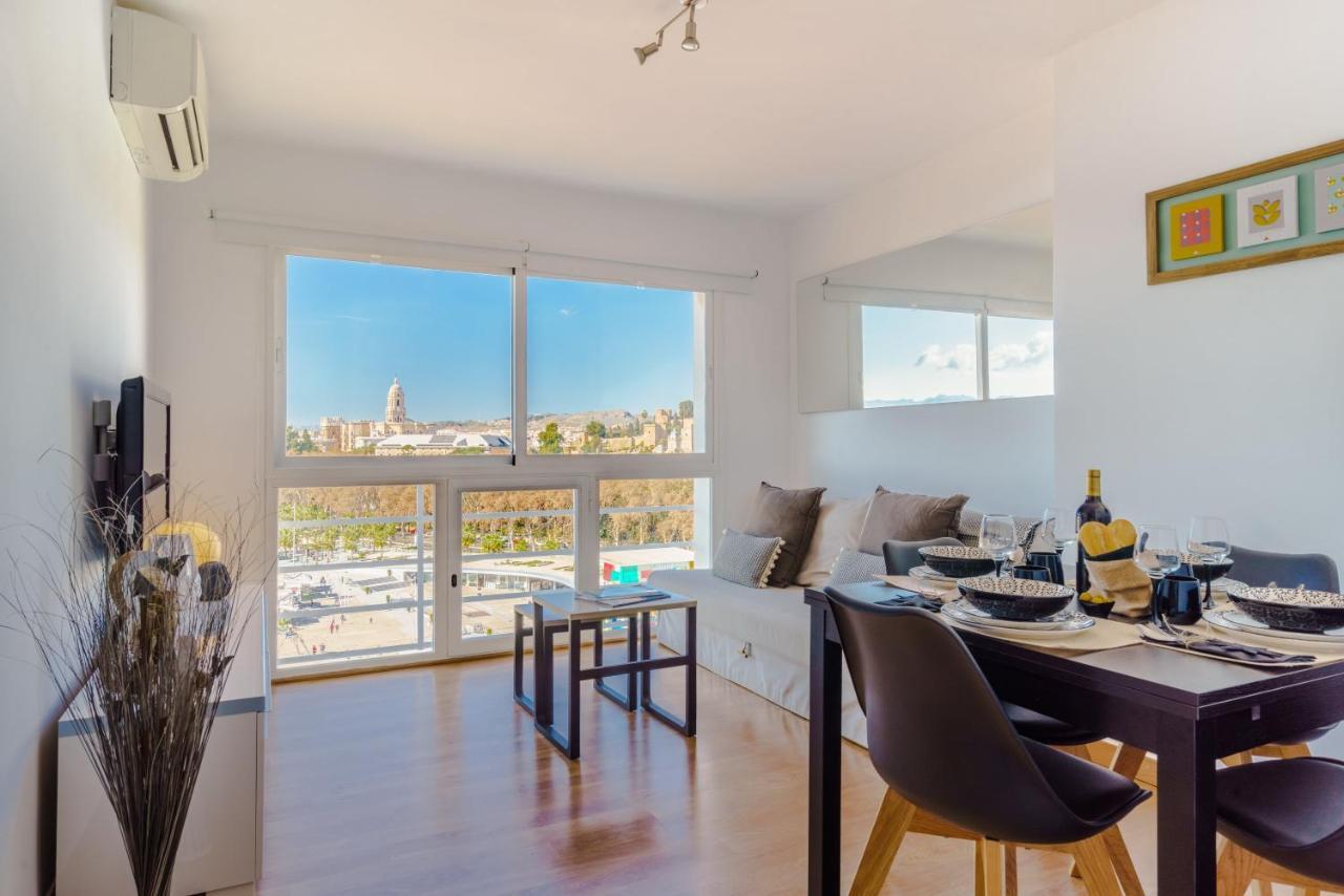 Апартаменты Lu&Cia Malaga Skyline Экстерьер фото